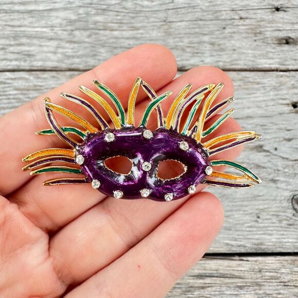 Vintage Jewelry Mardi Gras Mask Brooch Mardi Gras Pin Mask Jewelry - Picture 1 of 2